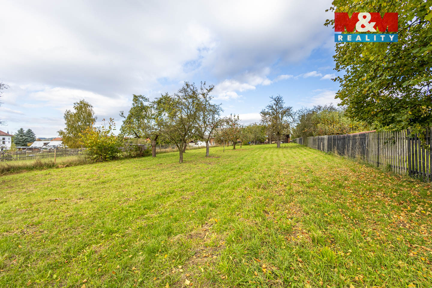 Pohled na pozemek