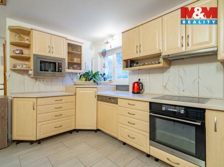 Prodej hotel, 669 m²