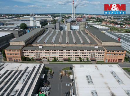 Pronájem kanceláře, 1 000 m²