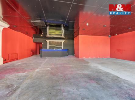 Pronájem obchodní prostor, 300 m²