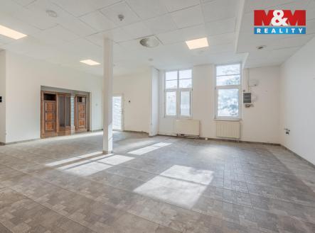 Pronájem obchodní prostor, 150 m²