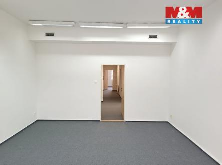 Pronájem kanceláře, 110 m²