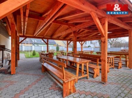 Pronájem obchodní prostor, 100 m²