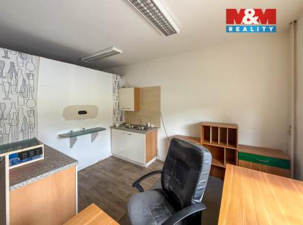 Pronájem obchodní prostor, 160 m²