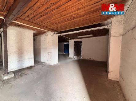 Pronájem skladovací prostor, 144 m²