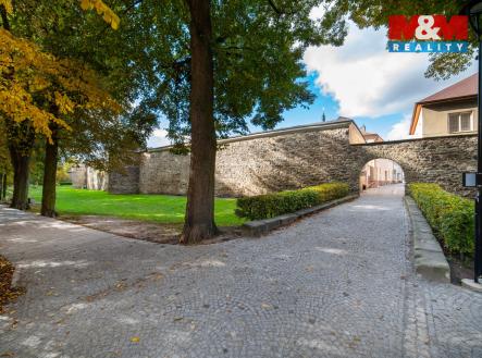 Prodej obchodní prostor, 476 m²