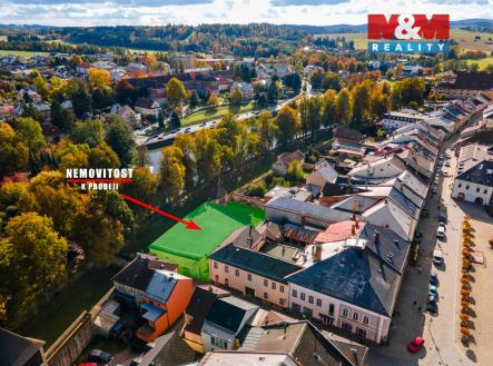 Prodej obchodní prostor, 476 m²