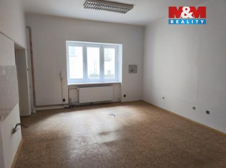 Pronájem kanceláře, 81 m²