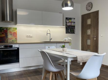 Prodej bytu, 3+kk, 72 m²