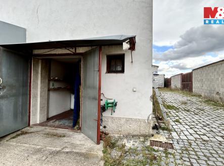 Pronájem výrobní prostor, 700 m²