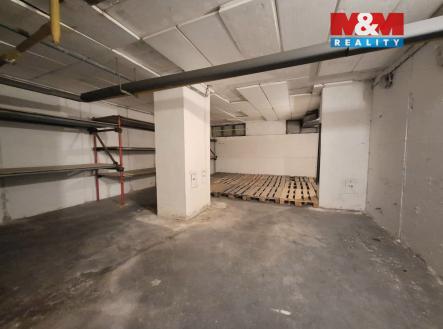 Pronájem skladovací prostor, 80 m²