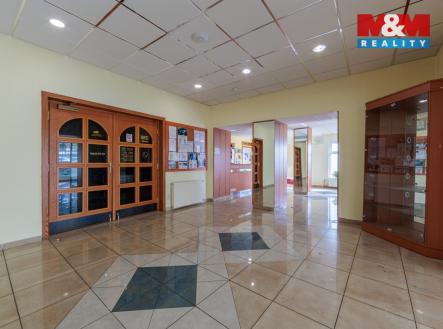 Prodej hotel, 1 900 m²