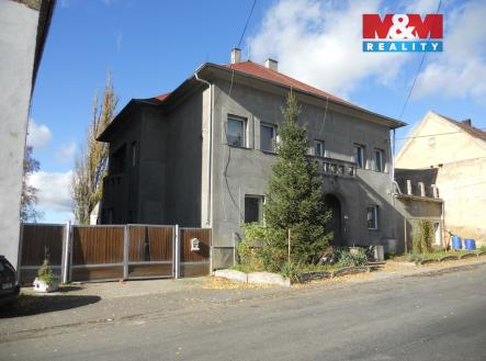 Prodej obchodní prostor, 1 805 m²