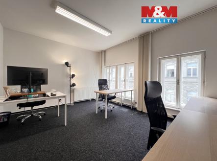 Pronájem kanceláře, 170 m²