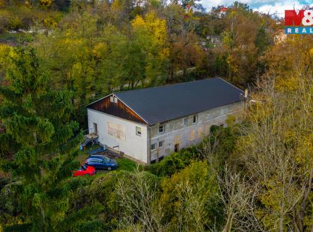 Prodej obchodní prostor, 700 m²