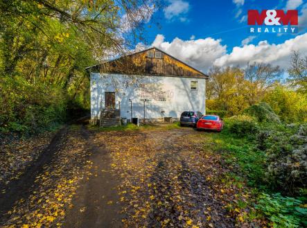 Prodej obchodní prostor, 700 m²