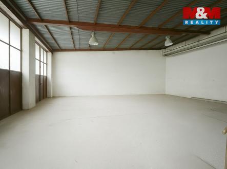 Pronájem skladu, 166 m²