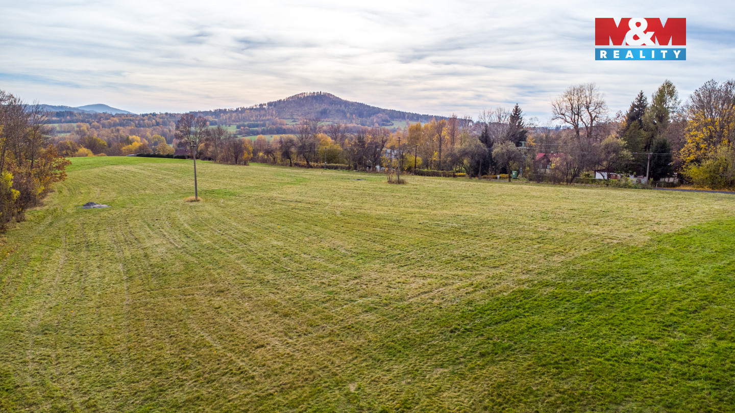 Pohled na pozemek
