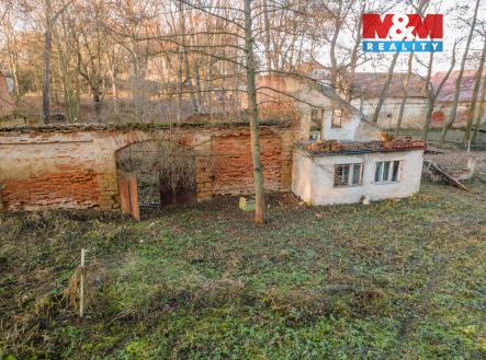 Prodej pozemku pro bydlení, 2 272 m²