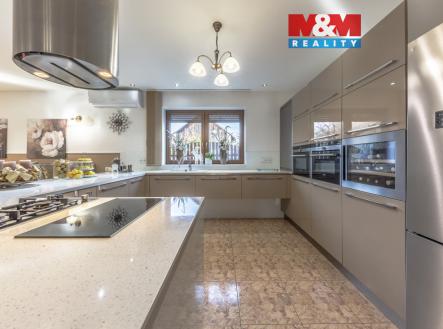 Prodej domu/vily, 325 m²