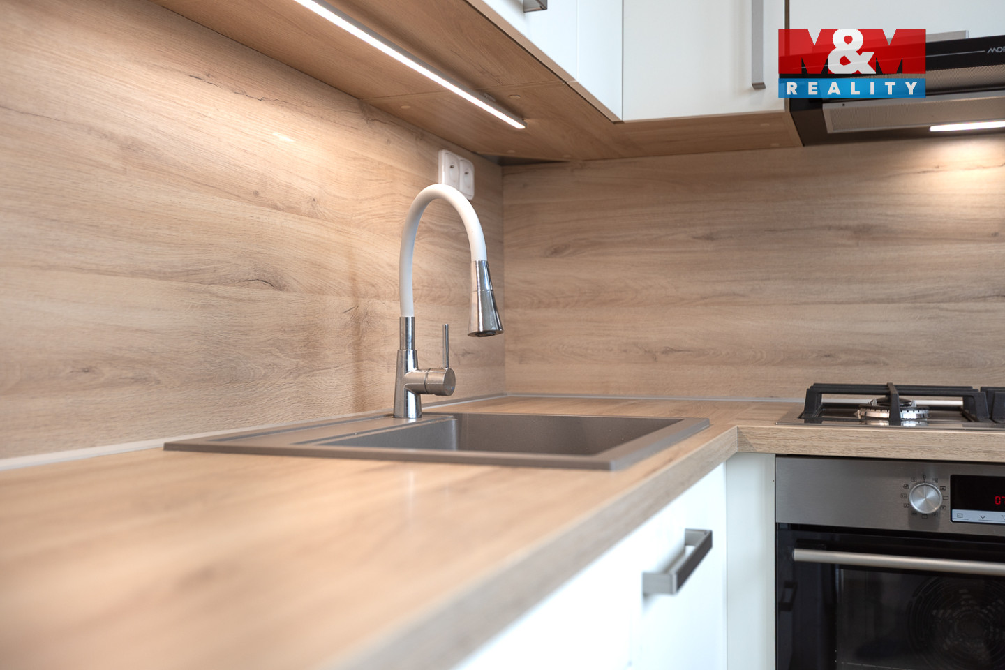 Realitni╠ü fotografie - Postoloprty - Dominika Dona╠ütova╠ü - 5.jpg