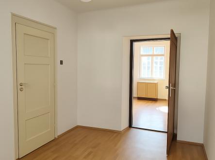 Prodej obchodní prostor, 80 m²