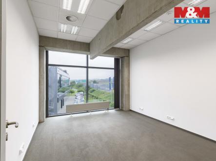 Pronájem kanceláře, 140 m²