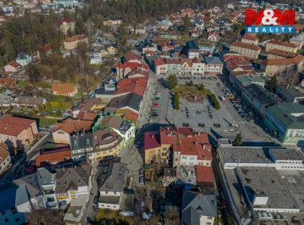 Prodej obchodní prostor, 670 m²