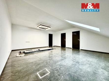 Pronájem bytu, 2+1, 76 m²