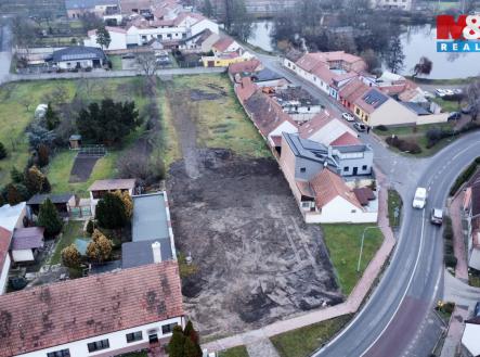 Prodej pozemku pro bydlení, 2 476 m²