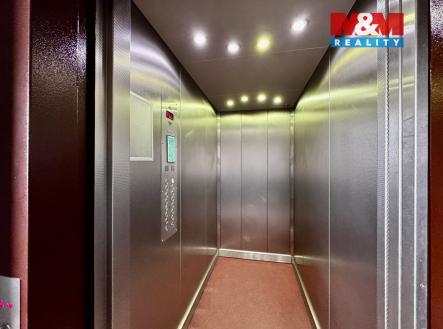 Pronájem bytu, 1+kk, 22 m²