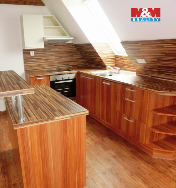 Obývací pokoj s kuchyňským koutem