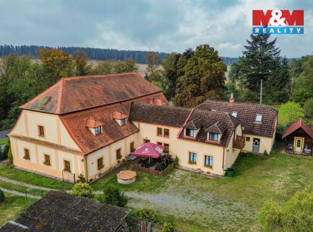 Prodej chaty/rekreačního objektu, 689 m²