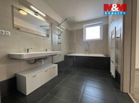 Pronájem domu/vily, 149 m²