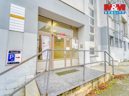 Pronájem výrobní prostor, 676 m²