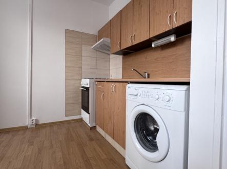 Pronájem bytu, 2+1, 44 m²