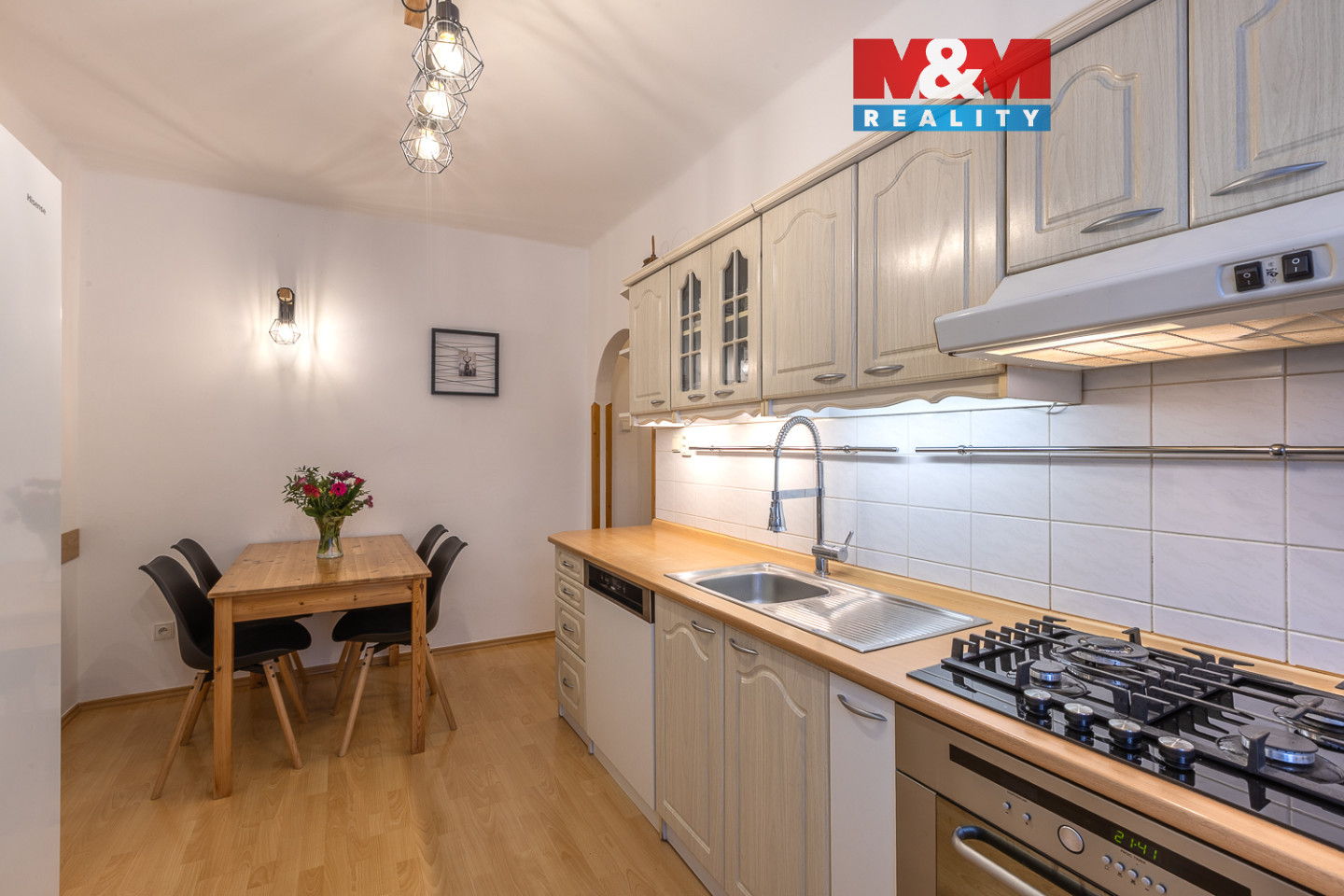 Realitni╠ü fotografie - Rakovni╠ük - Kristy╠üna Sobierajova╠ü - 10.jpg