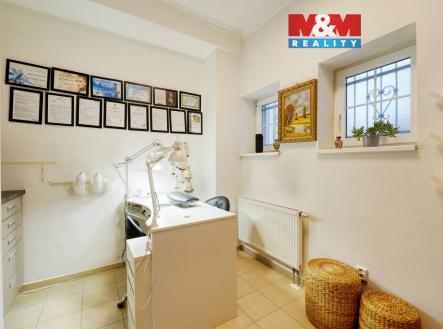 Pronájem obchodní prostor, 12 m²