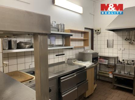 Pronájem obchodní prostor, 200 m²