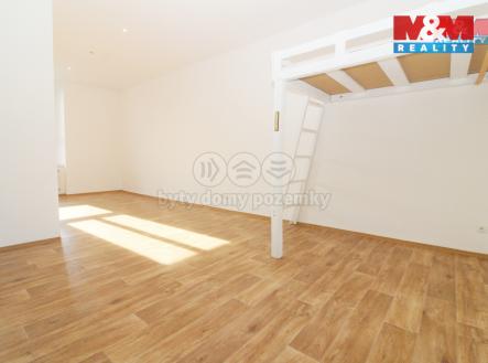 Pronájem bytu, 1+kk, 38 m²