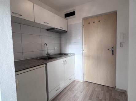 Pronájem bytu, 1+1, 28 m²