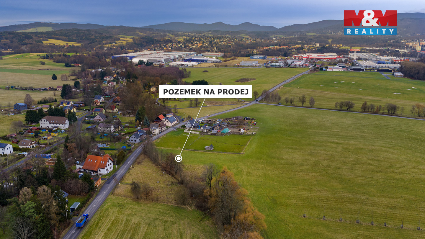 Pohled na pozemek