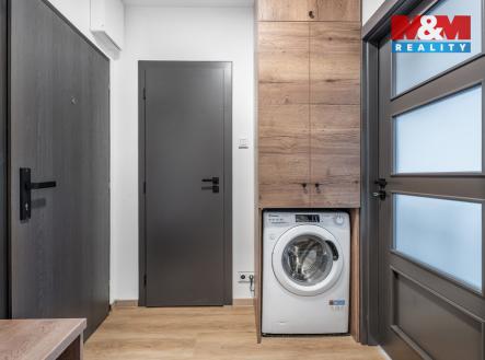 Pronájem bytu, 2+kk, 42 m²