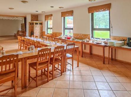 Prodej hotel, 1 670 m²