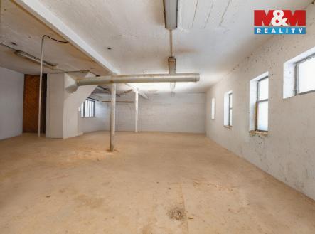 Prodej výrobní prostor, 738 m²