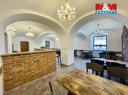 Pronájem restaurace, 300 m²