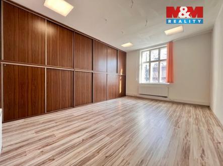 Pronájem kanceláře, 100 m²