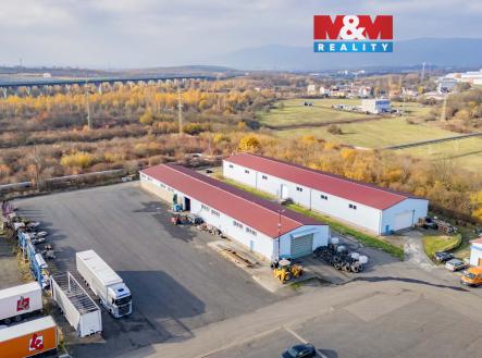 Pronájem obchodní prostor, 400 m²