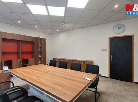 Pronájem kanceláře, 70 m²