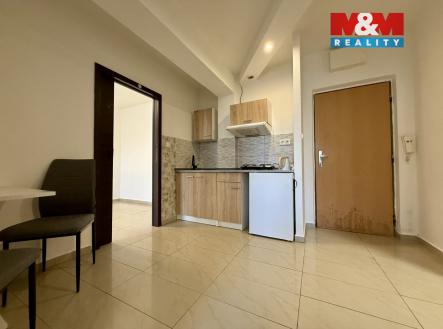 Pronájem bytu, 2+1, 42 m²